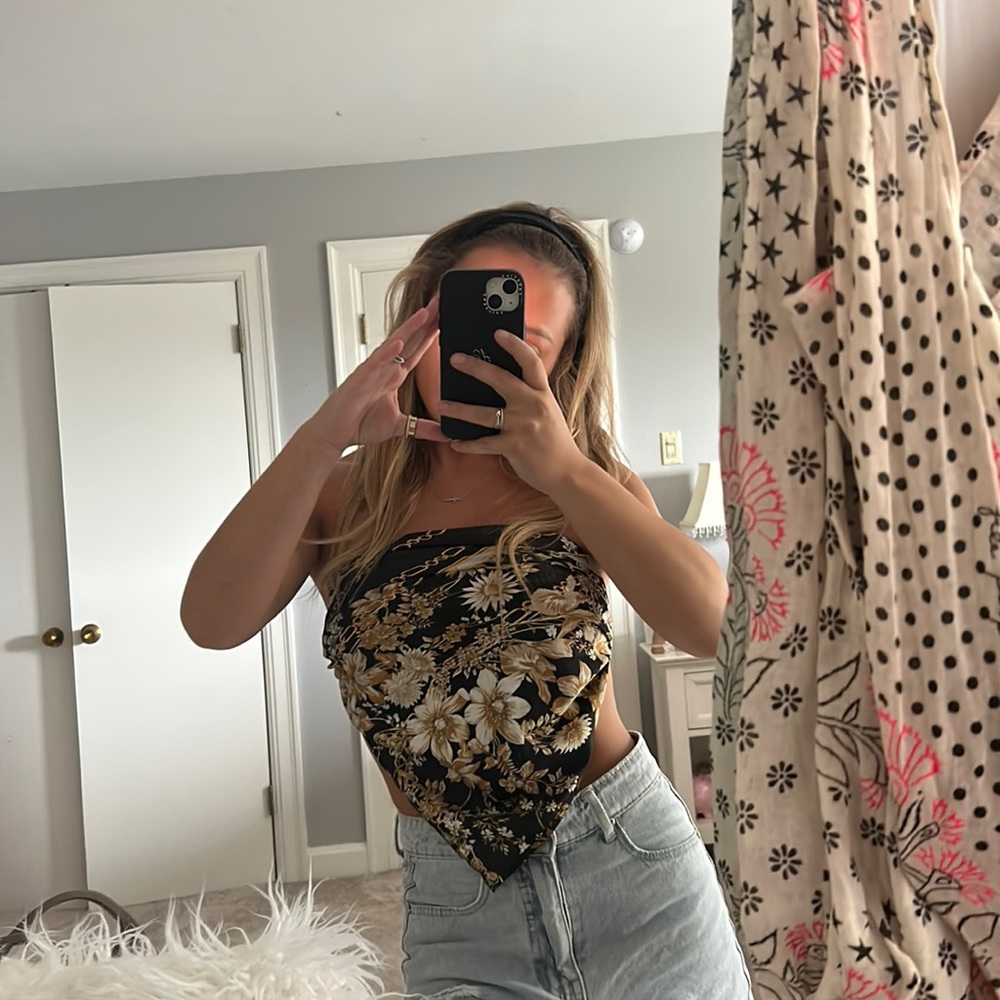 Tie scarf top